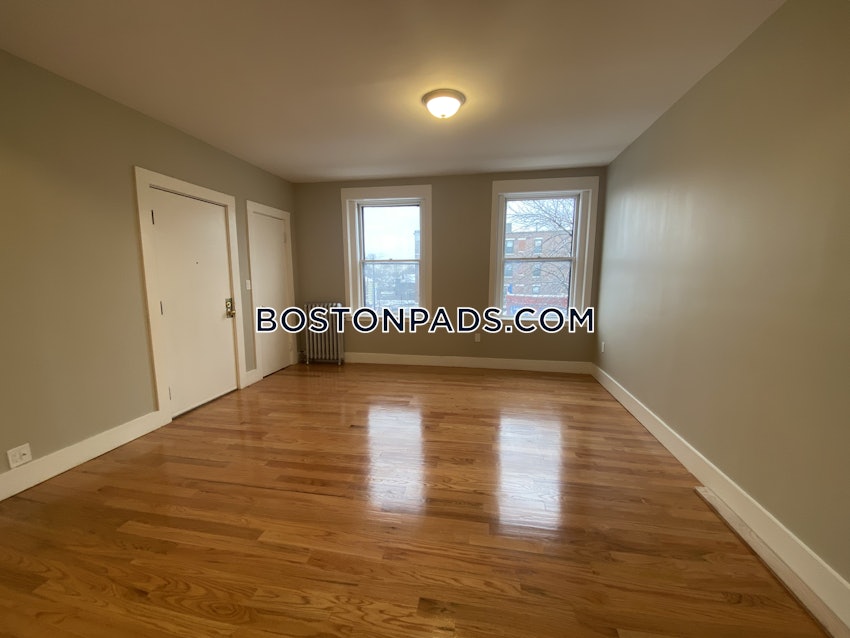 BOSTON - DORCHESTER - FOUR CORNERS - 4 Beds, 1 Bath - Image 9