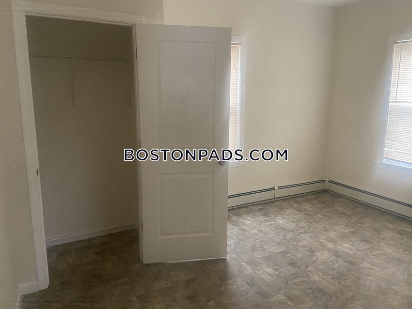 REVERE - 3 Beds, 1 Bath - Image 23