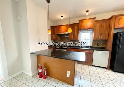 Dorchester Apartment for rent 5 Bedrooms 2 Baths Boston - $5,500