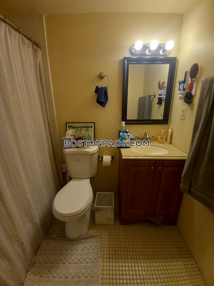 Wait St., Roxbury Crossing