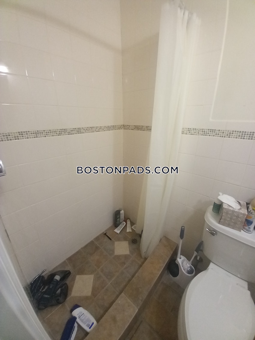 BOSTON - FENWAY/KENMORE - 4 Beds, 2.5 Baths - Image 12