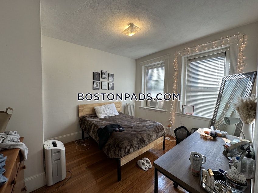 Boston - $3,400+ /month