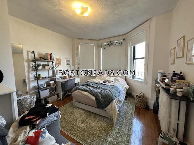 Boston - $3,400+ /mo