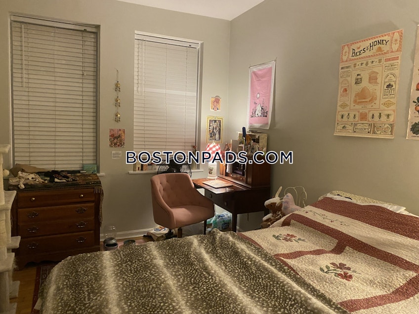 Boston - $4,000+ /month
