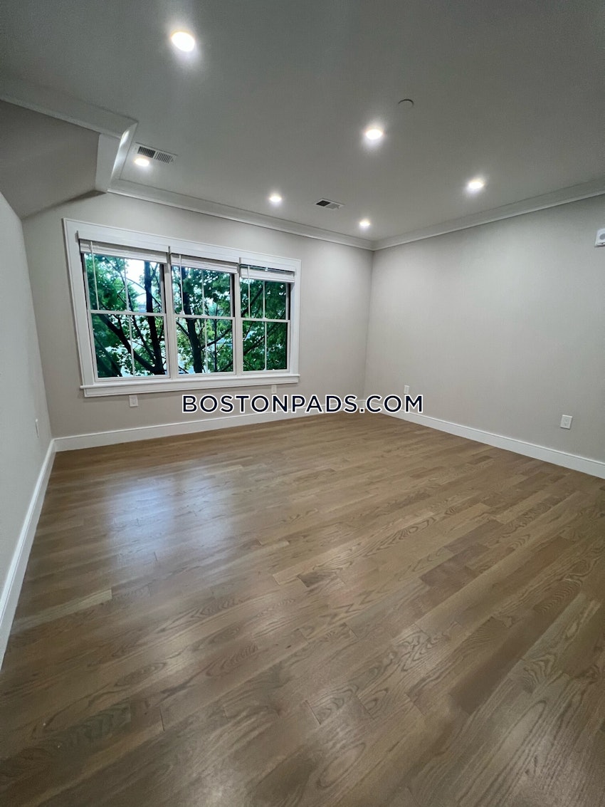 BOSTON - ALLSTON - 3 Beds, 1 Bath - Image 3