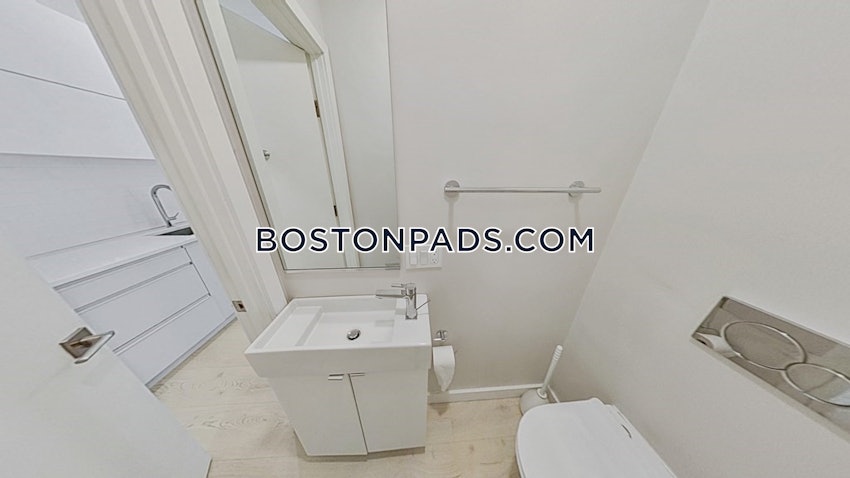 BOSTON - MISSION HILL - 4 Beds, 4.5 Baths - Image 43