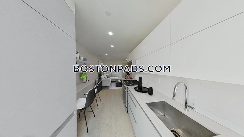 BOSTON - MISSION HILL - 3 Beds, 3 Baths - Image 25