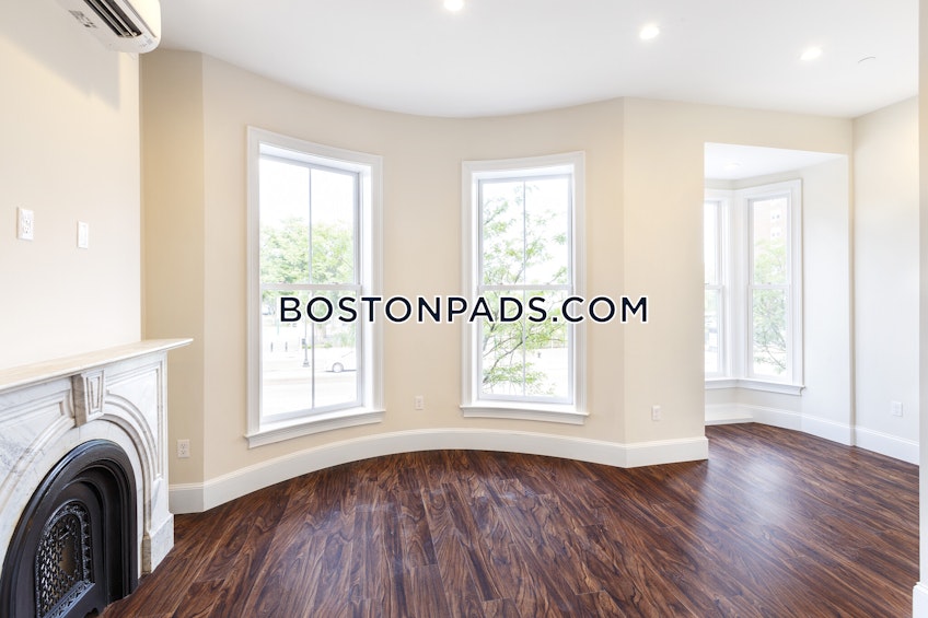 Boston - $5,500+ /month