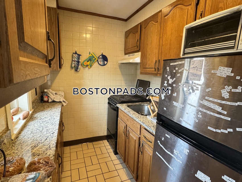 BOSTON - FENWAY/KENMORE - 3 Beds, 1 Bath - Image 19