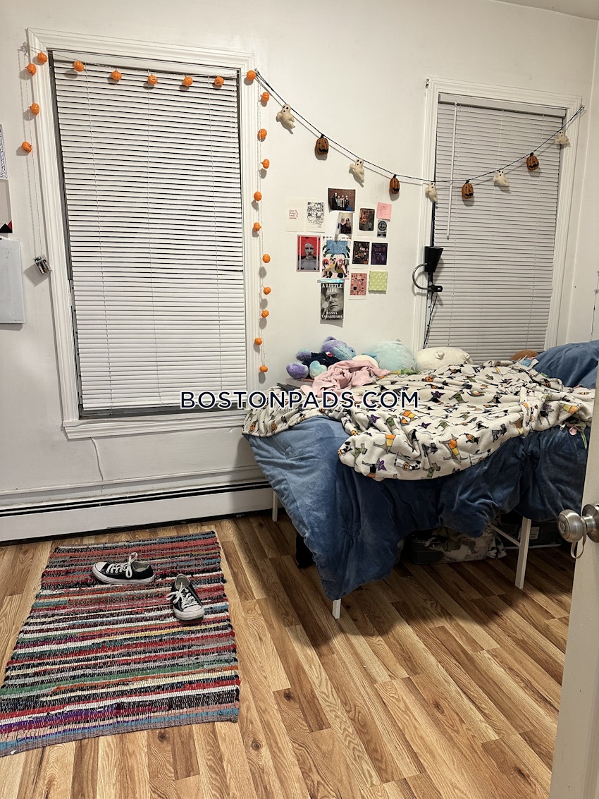 BOSTON - MISSION HILL - 2 Beds, 1 Bath - Image 9