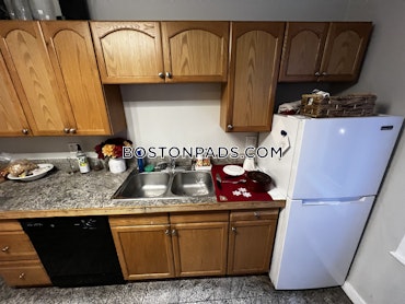 Boston - 3 Beds, 1 Baths