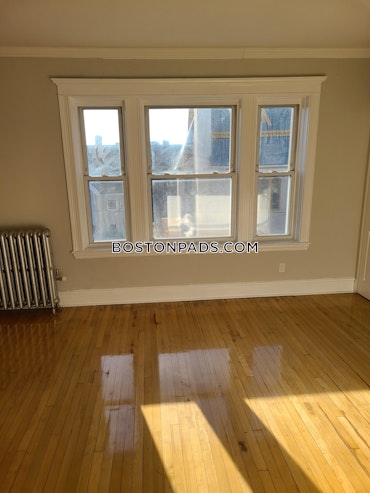 Boston - 3 Beds, 1 Baths