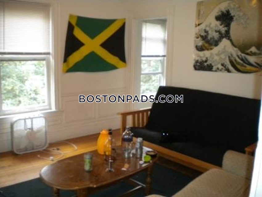 BOSTON - ALLSTON - 3 Beds, 1 Bath - Image 2