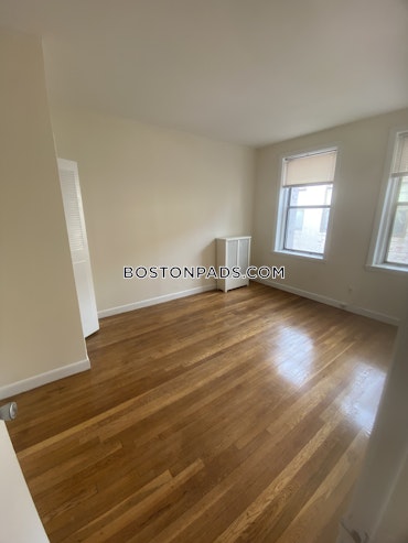 Boston - 3 Beds, 1.5 Baths