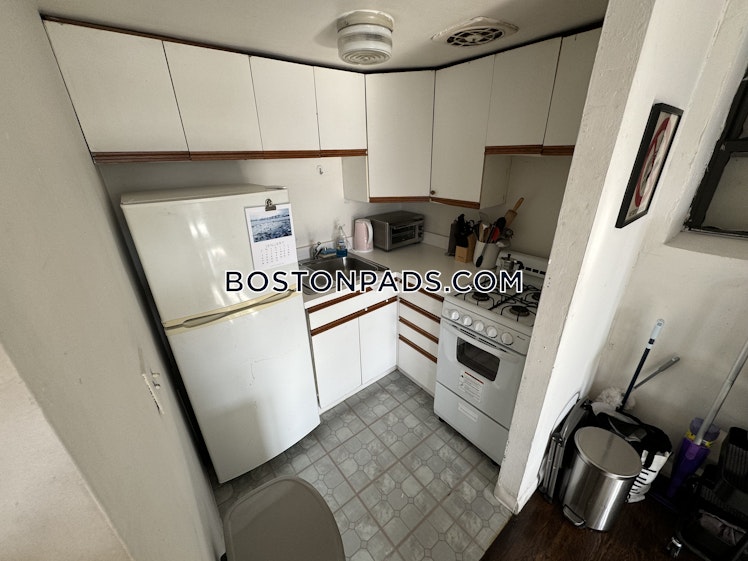 Brighton Ave., Boston