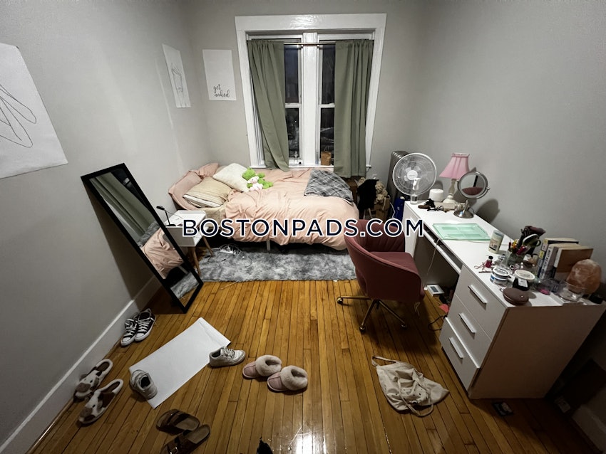 BOSTON - ALLSTON - 3 Beds, 1 Bath - Image 1