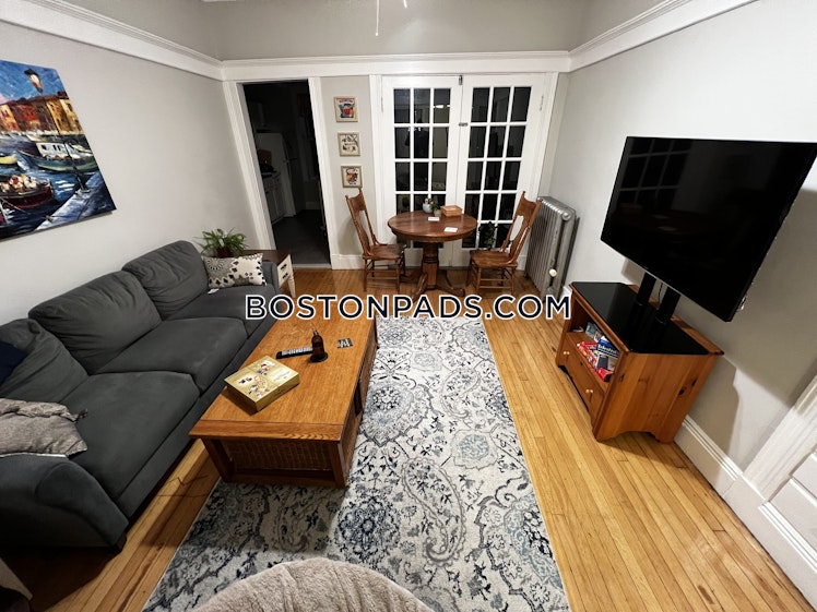 Farrington Ave., Boston