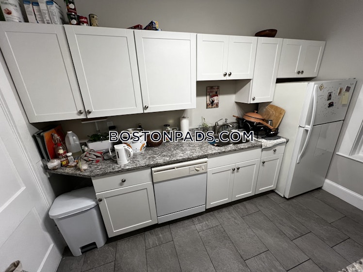 Farrington Ave., Boston