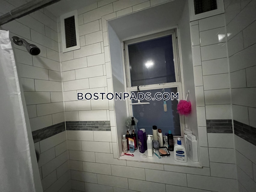 BOSTON - ALLSTON - 3 Beds, 1 Bath - Image 38