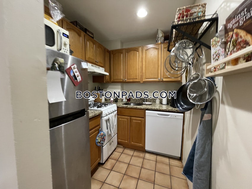 BOSTON - SOUTH END - 1 Bed, 1 Bath - Image 4