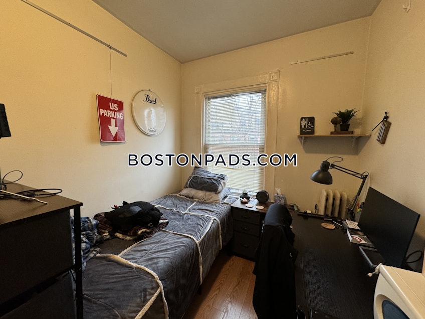 Boston - $1,600+ /month