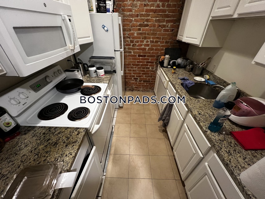 BOSTON - ALLSTON - 3 Beds, 1 Bath - Image 30