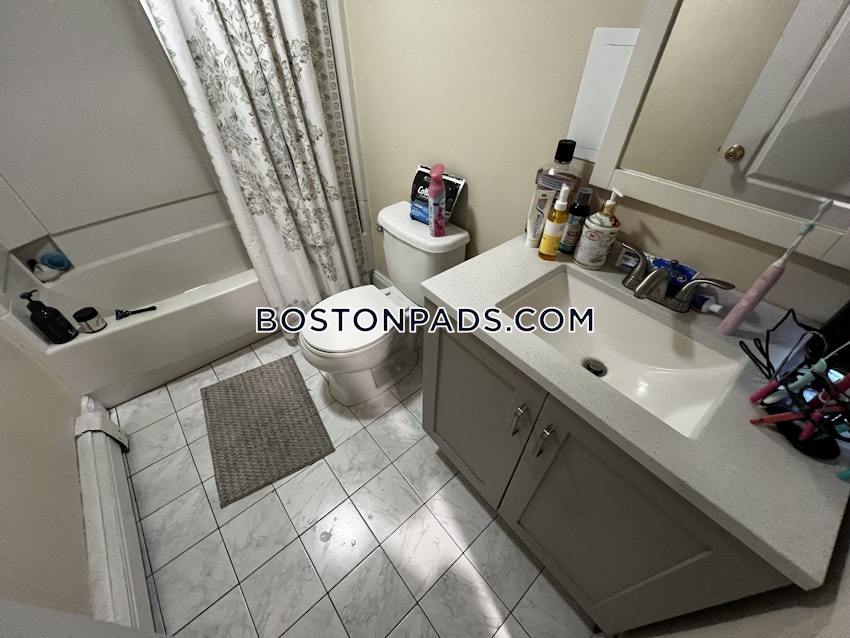 BOSTON - ALLSTON - 3 Beds, 1 Bath - Image 8