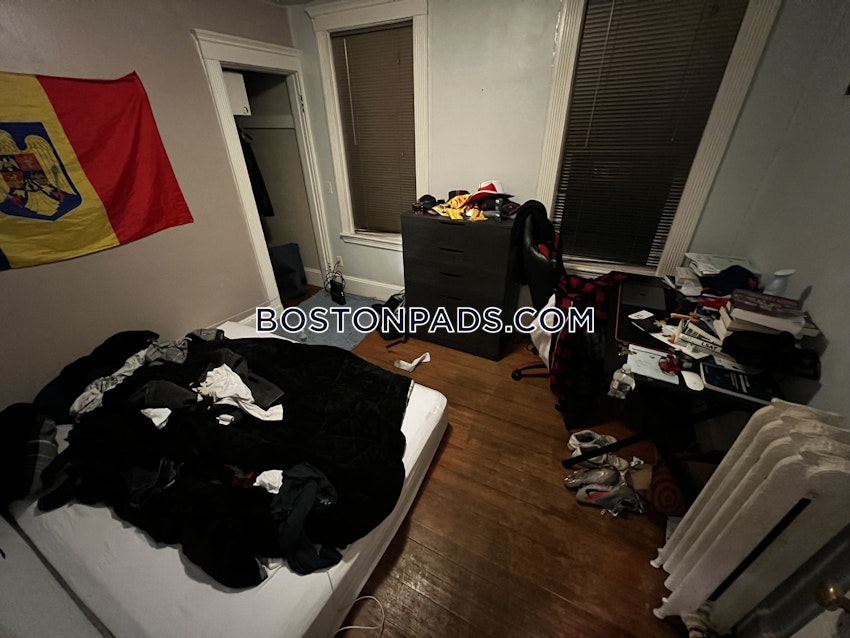 BOSTON - ALLSTON - 3 Beds, 1 Bath - Image 1