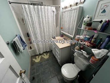 Boston - 3 Beds, 1 Baths