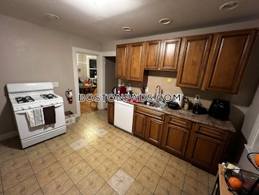 Boston - 3 Beds, 1 Baths