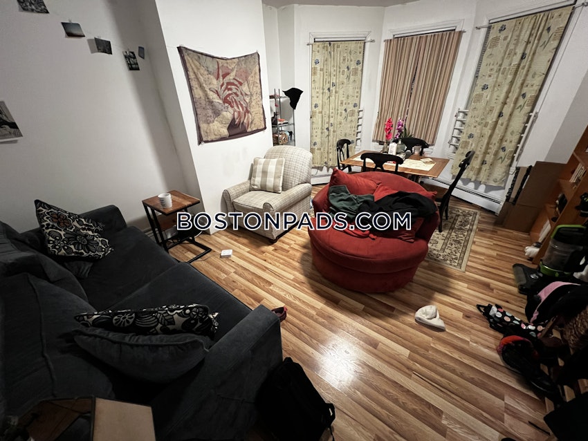 BOSTON - MISSION HILL - 2 Beds, 1 Bath - Image 4