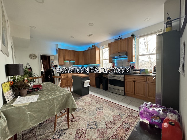 Boston - $6,600+ /mo