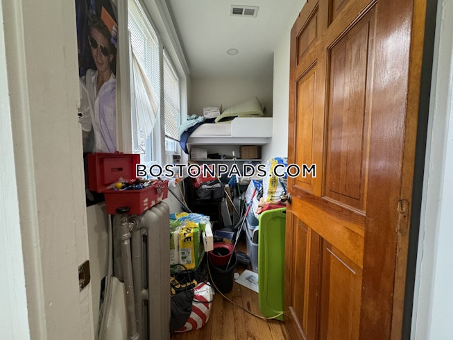 Boston - $6,600+ /mo