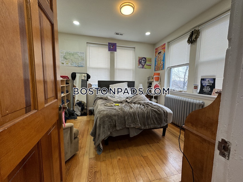 Boston - $6,600+ /month