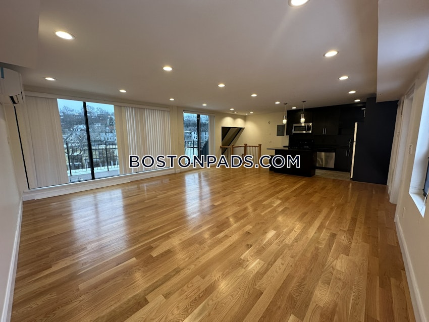 BROOKLINE- WASHINGTON SQUARE - 4 Beds, 3 Baths - Image 17