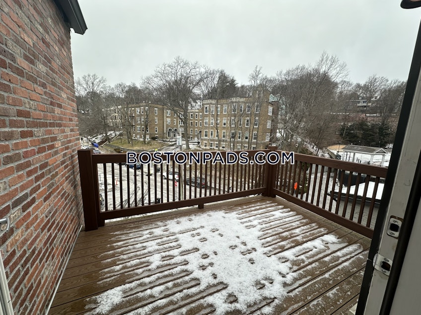 Brookline - $7,600+ /month