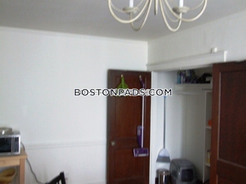 Summer St. Somerville photo 6