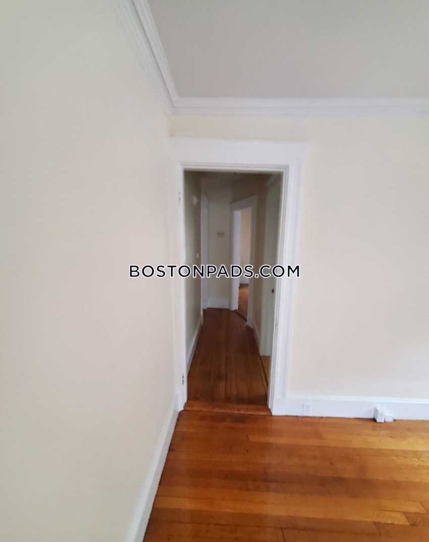 BELMONT - 2 Beds, 1 Bath - Image 7