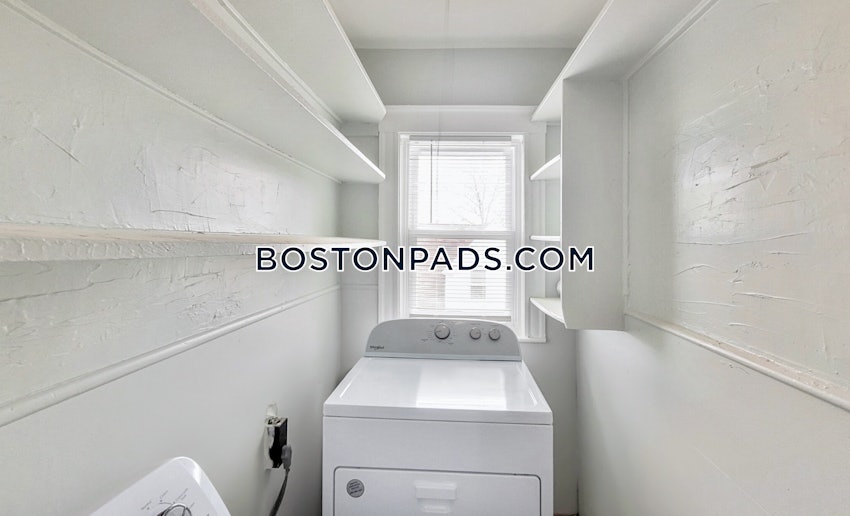 BOSTON - ROXBURY - 5 Beds, 2.5 Baths - Image 6