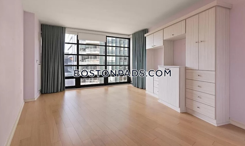 BOSTON - CHINATOWN - 3 Beds, 3 Baths - Image 6