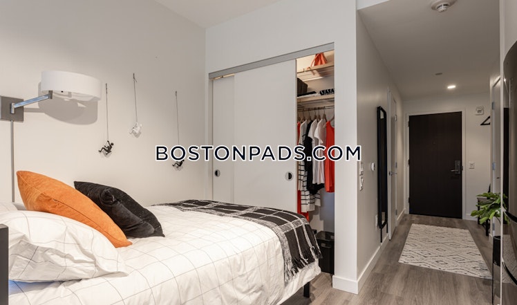 Causeway St., Boston