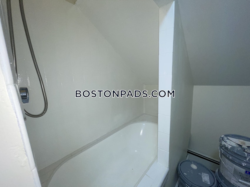 BOSTON - JAMAICA PLAIN - JACKSON SQUARE - 5 Beds, 2 Baths - Image 22