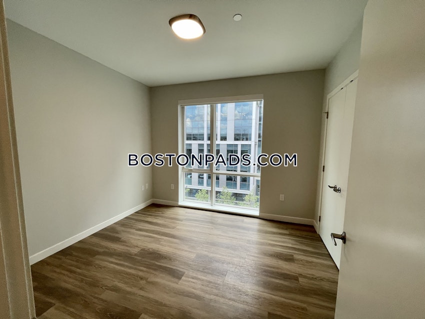 CAMBRIDGE - KENDALL SQUARE - 2 Beds, 2 Baths - Image 7