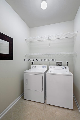 Presidents Way. Dedham