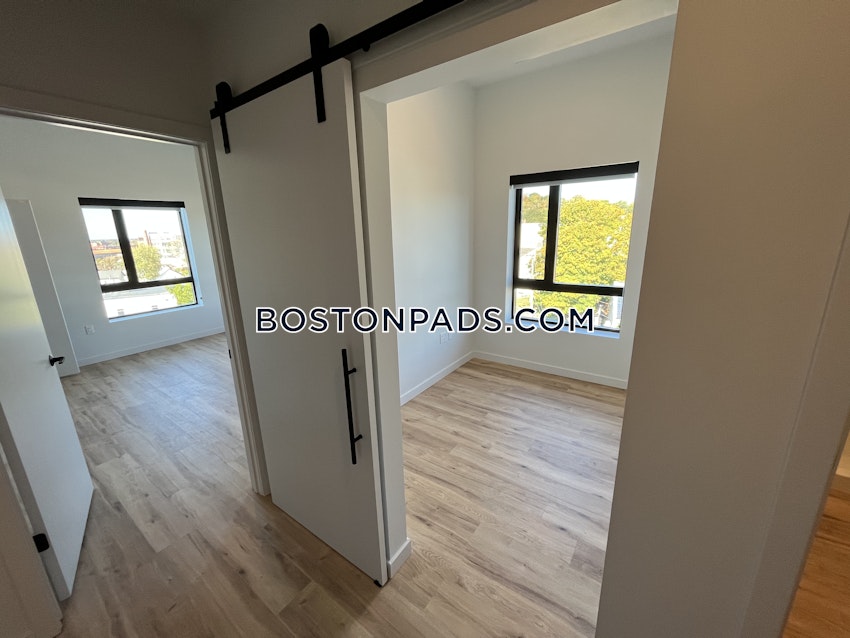 LYNN - 1 Bed, 1 Bath - Image 4