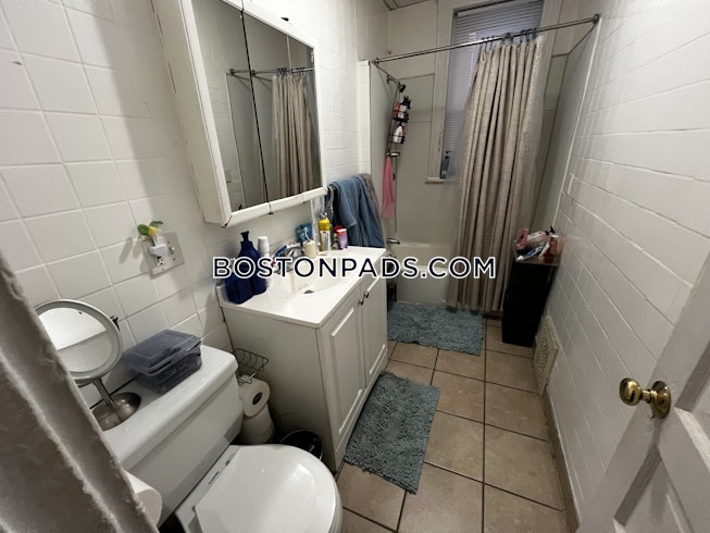 Boston - $5,200+ /mo