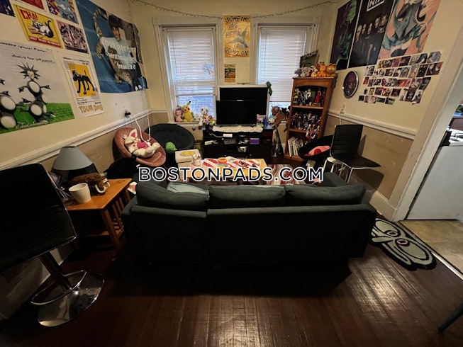 Boston - $5,200+ /mo