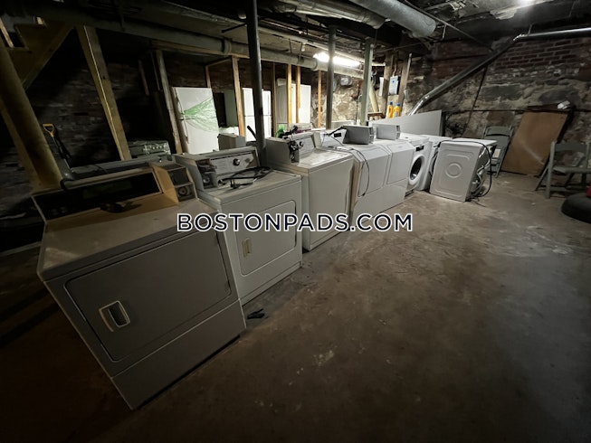 Boston - $5,200+ /mo