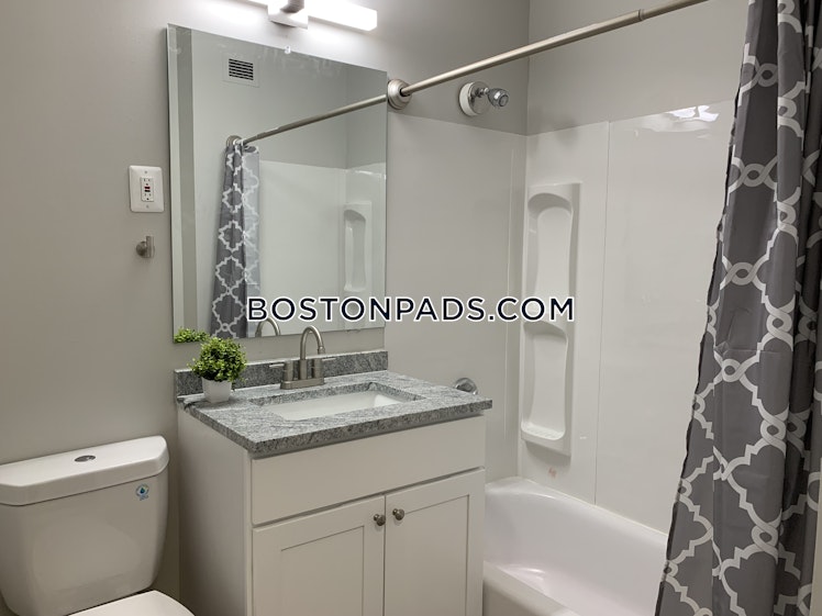 Bronsdon St., Boston