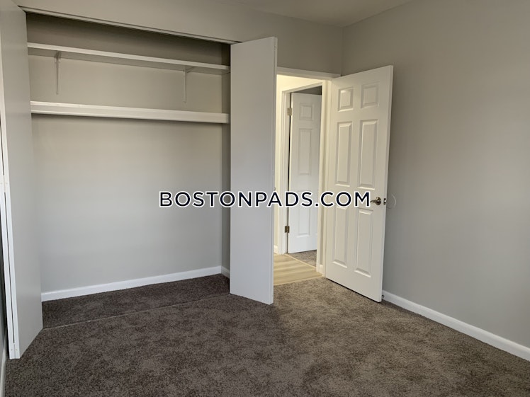 Bronsdon St., Boston